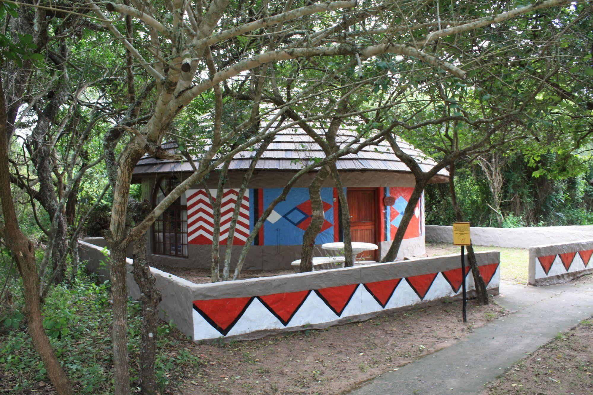 Gooderson Dumazulu Lodge Hluhluwe Exterior photo