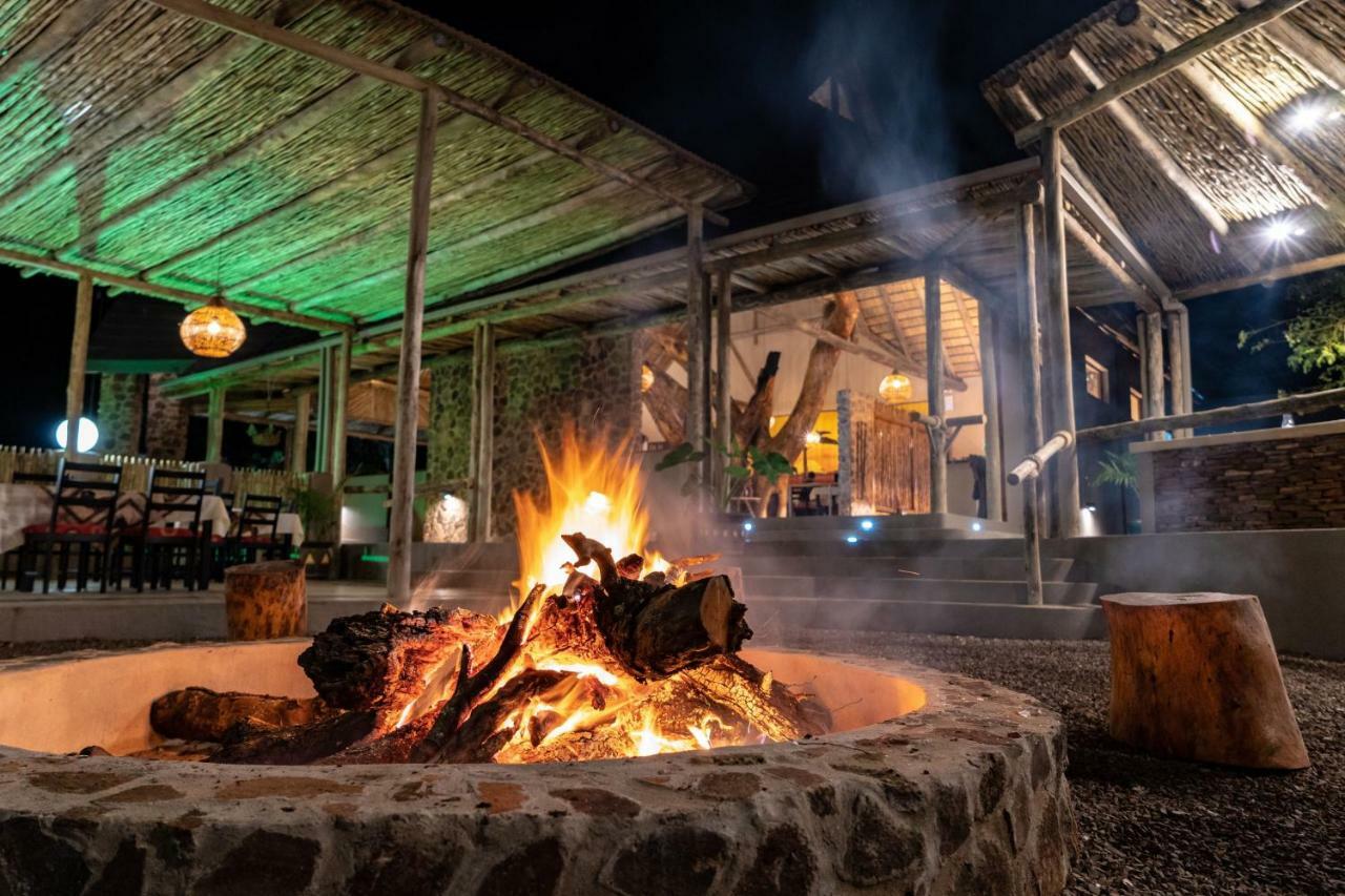 Gooderson Dumazulu Lodge Hluhluwe Exterior photo